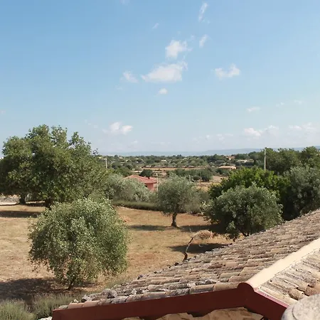 B&B Il Paradiso Di Adamo 모디카
