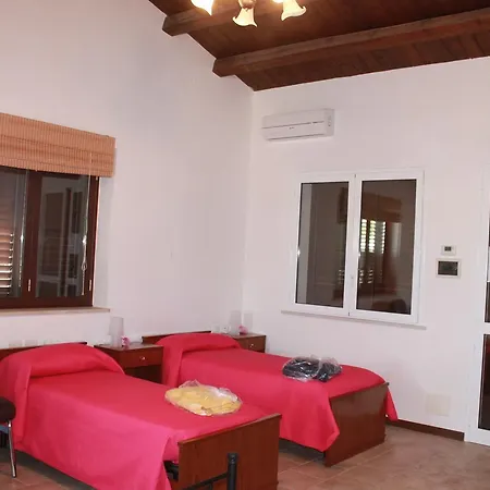 Il Paradiso Di Adamo B&B 모디카